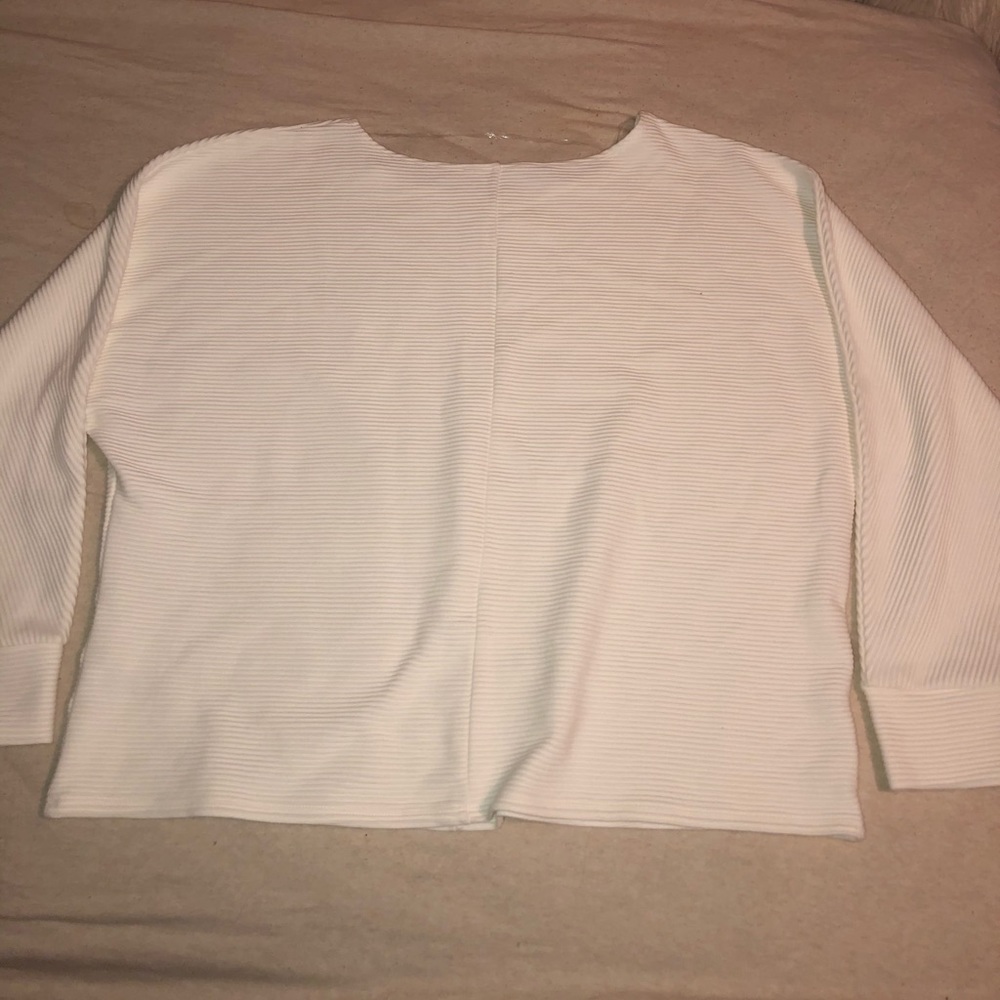 Long sleeve white